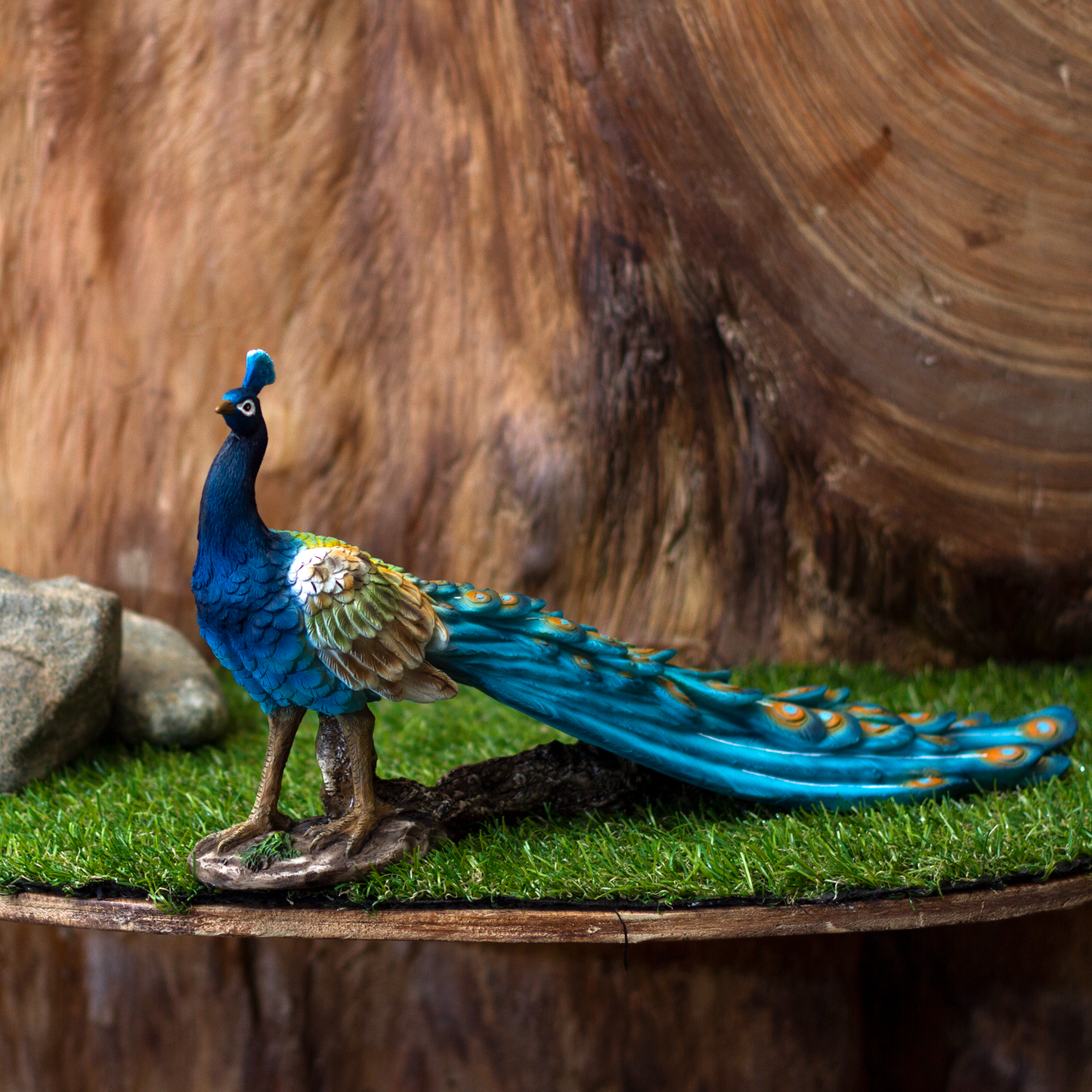 Realistic Animal Beautiful Peacock Home Decor Resin Figurine