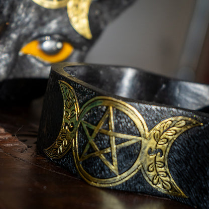 Triple Moon Cat Box with Pentagram Symbol Black/Gold