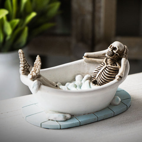 Life after death Skull in the Bath Tub After Life Collection Home Decor Resin Figurine