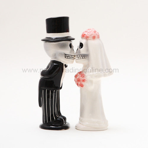 Bride & Groom Skeletons Kissing Magnetic Salt & Pepper Shakers -"Love Never Dies"