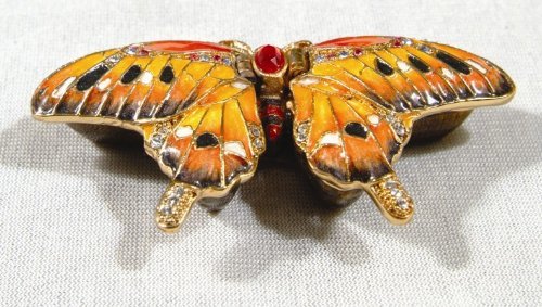 Butterfly bejeweled jewelry box 1