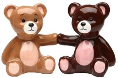 Teddy Bears Magnetic Ceremic Salt and Pepper Shakers
